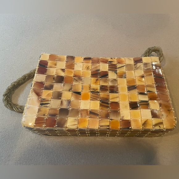 Shell Shoulder Bag - Rare Statement Piece - Picture 5 of 10